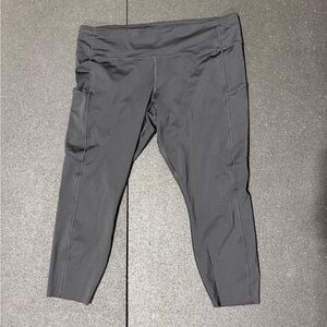 Lululemon Wunder Train High-Rise Crop 23” with Pockets – Size 20 – Black